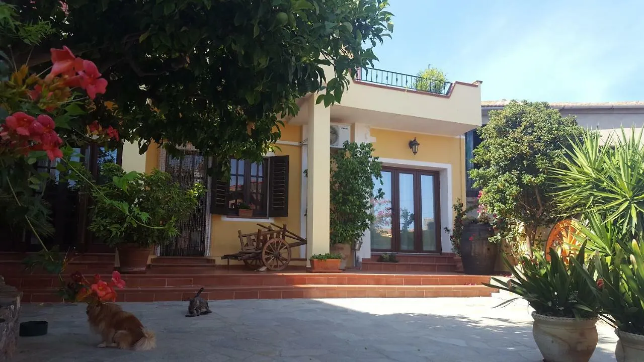 Bed and Breakfast Su Carreri Armungia